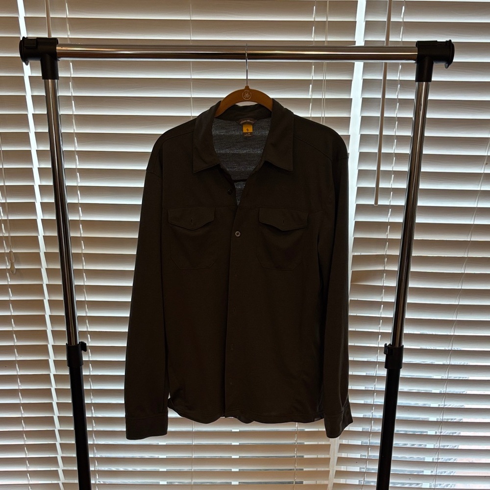 Eddie Bauer Gray 100% polyester hiking trail button down